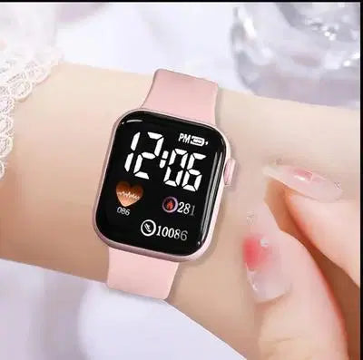Stylish Women's Quartz Watch With Accessory